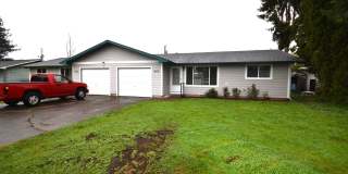 Well kept duplex with garage. Gallery 1
