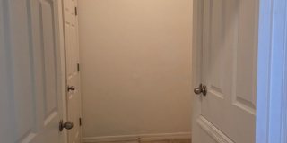 Pet Friendly Home in Southern Ridge Gallery 27