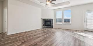 235 Hadley Lane Gallery 5