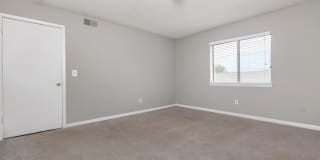 Hickory View Gallery 8