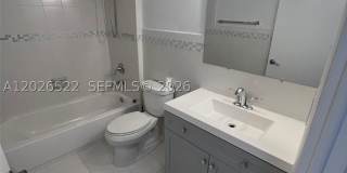 10415 N Kendall Dr Gallery 10