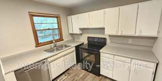 2000 Nandina Dr Gallery 6