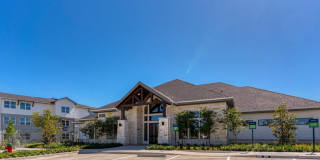 3000 NE Inner Loop Gallery 3