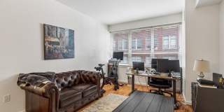 1425 LOCUST STREET Gallery 3