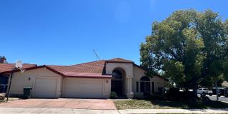 For Rent – Spacious 3 Bed / 2 Bath | 2,660 Sq Ft | West Madera Gallery 1