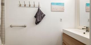 2812 N Auburn Ct unit: F207 Gallery 17