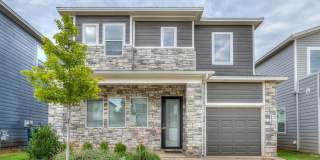 Beautiful Home in Edmond/Oklahoma City Gallery 1