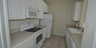 3 Bedroom/2 Bathroom Condo in Brantley Terrace! AVAILABLE NOW! Gallery 3