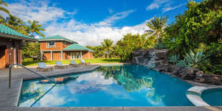 Luxury 5BR Oceanfront Home w/ Private Pool & Beach Access: Konishiki Beachhouse Luxury 5BR Oceanfront Home w/ Private Pool & Beach Access: Konishiki Beachhouse Gallery 35