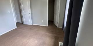 Modern Comfort Meets Convenience – A/C, New Appliances & Spacious Living Near JBLM Gallery 17