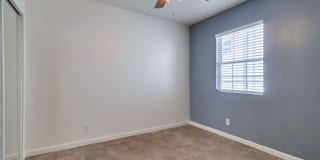 2419 S. Ridgeley Dr Gallery 9