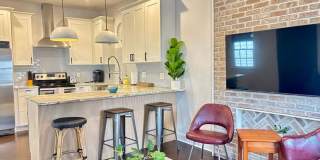 Available August 1st. Available FULLY FURNISHED 3 BR in the Heart of Downtown Charleston! Gallery 9