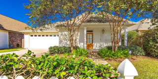 504 Sugar Mill Courtyard Gallery 1
