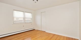 8806 S Cottage Grove Ave Gallery 8