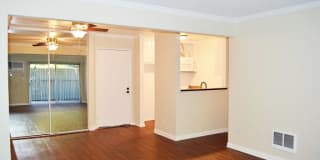 Hillside Village Apartments Gallery 5