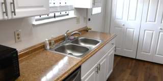 Housing Authority Vouchers Accepted !! Charming 2-bedroom, 2.5-bathroom home located in Baton Rouge Gallery 7