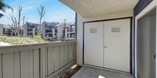 The James Apartments Gallery 65