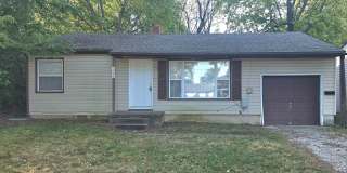 Southeast 2 BR house! 1 car garage! $995! Gallery 1