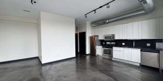 1645 N Milwaukee Ave Gallery 1