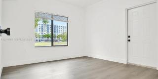 638 SW 21st Ave Gallery 10