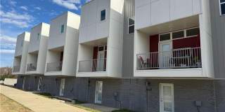 1636  S Razorback  RD Gallery 1