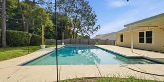 Your Own Backyard Oasis – 3 Bedroom Pool Home in South Crestview! Gallery 51