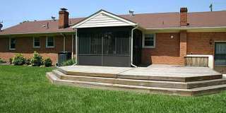 Charming brick ranch-style home in Virginia Beach featuring 3 bedrooms and 2 full baths! Gallery 10