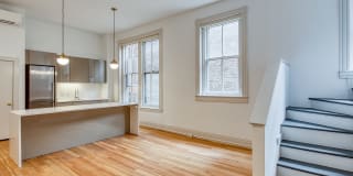 The Edgar at Linden Row Gallery 24