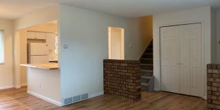 Spacious West-Side Tri-Level Home Gallery 10