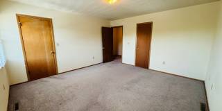 2 Bedroom, 1.5 Townhouse Gallery 17