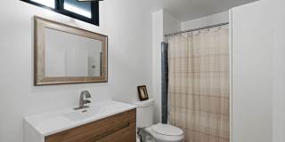 6558 Lasaine Ave Gallery 35