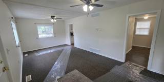 Beautifully Home in the Valley Gallery 3