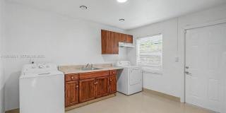 5917 SW 62nd Ter Gallery 12