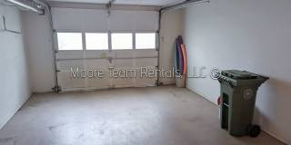 2 Bed / 3 Bath Condo - Office, Pool, Clubhouse & Garage Gallery 19