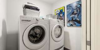 Pike Motorworks Apartments Gallery 117