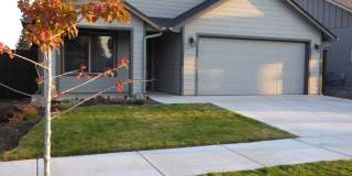 21190 CAPELLA PLACE, BEND, OREGON 97702 - -GANNON POINT Gallery 1