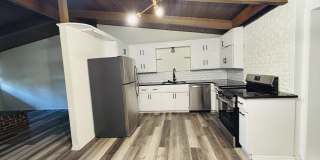 Quirky Mid-Century 3BR with High Beam Ceilings + Fenced Yard – $1,550 Gallery 3