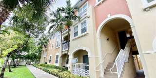 10885 NW 89th Ter Gallery 1