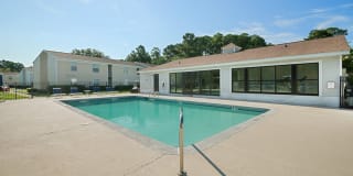 The Retreat at Hidden Bay Apartment Homes Gallery 2