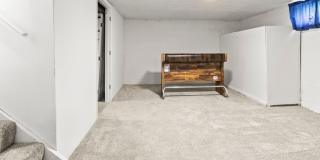 Aksarben Gallery 25