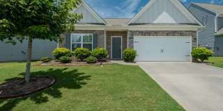 Move-In Ready 3BR Home | $2,100 with Lawncare or $2,000 Tenant Maintained Gallery 1