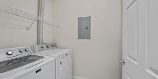 Roebling Row Gallery 86