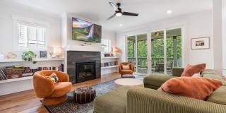 Stunning Like-New 4 Bedroom Home with Solar Panels & Fenced Backyard in Raleigh! Gallery 4