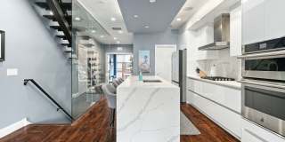 Premium Francisville Condo with Roofdeck! Gallery 6