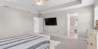 Beautiful 4 Bedroom 2.5 Baths Homes Gallery 25