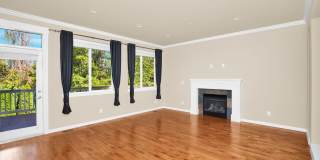 Redmond 5 Bedroom Charmer Gallery 8
