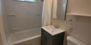 Charming 3BD/1BA located within walking distance to Friendly/College Hill neighborhood Market of Choice! Gallery 16