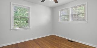 10 Lexington Drive Gallery 14