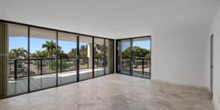 2575 S Bayshore Dr Gallery 1