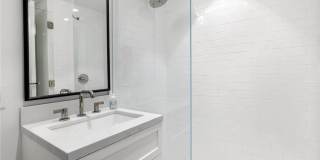 2428 The Strand Gallery 54